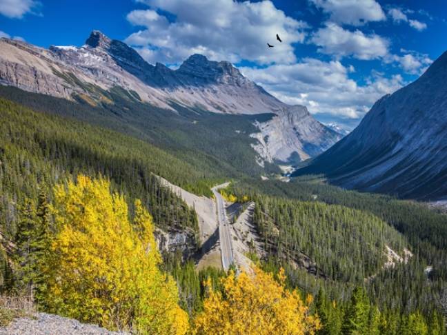 National Parks of north America Banff icefields parkway