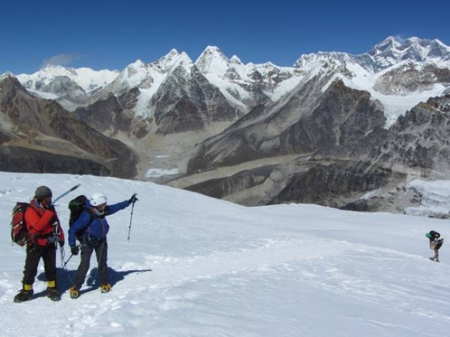 Trekking guide everest mera peak g illing