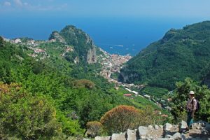 Walking to Amalfi