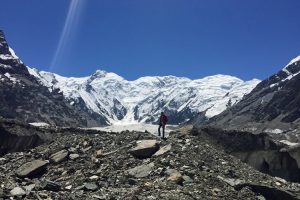 On trek to Dikiy Glacier Base Camp