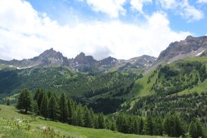 Exploring the Gardioles Valley