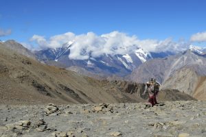 Trekking to Numa La. Image by N Morgan