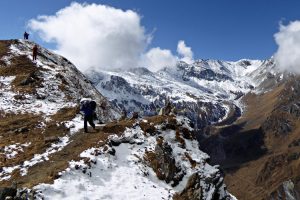 Trekking towards the Namun pass