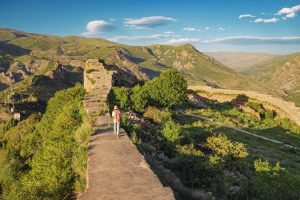 Walking holiday armenia Smbataberd