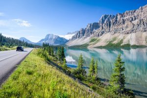 Bow Lake beside the Icefields Parkway