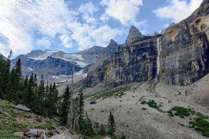 Stanley Glacier hiking trail