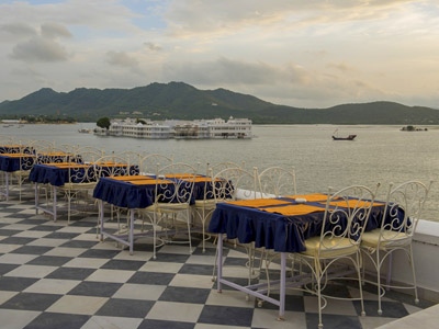 Rooftop dining