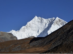 Yeti prints on world's highest unclimbed mountain