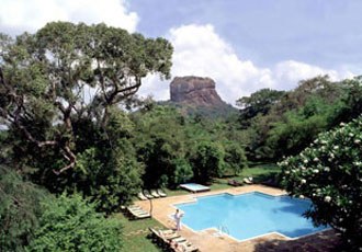 Sigiriya Village Hotel